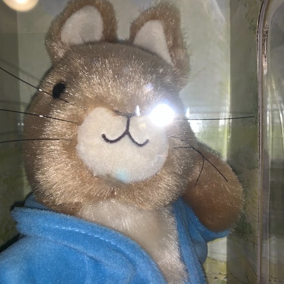 Beatrix Potter Collectible Premier Peter Rabbit #96236 - Picture 2 of 9